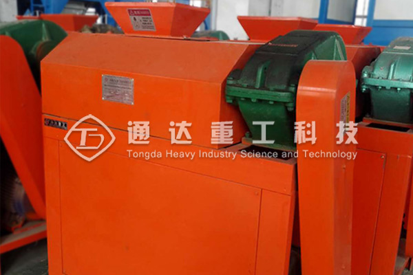 復合肥造粒機干法輥壓造粒機