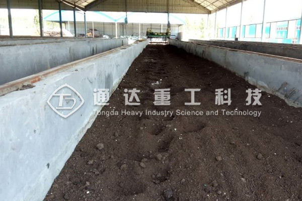 畜禽糞便有機肥生產(chǎn)線中發(fā)酵堆肥物料時怎么控制溫度