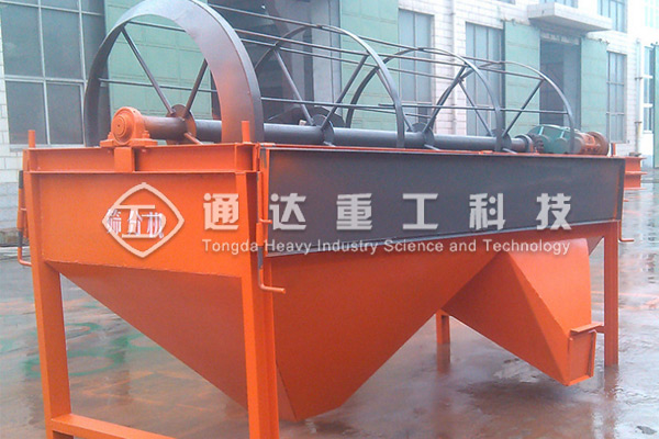 大型有機肥粉末生產線滾筒篩分機